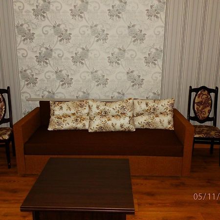Apartment On Mykoly Ovodova Street Vinnytsia Exterior foto